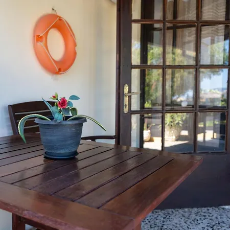 Apartamento Oasis Beachfront & Apartments, By Zantewize *