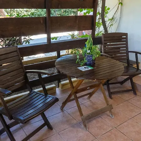 דירה Oasis Beachfront & Apartments, By Zantewize